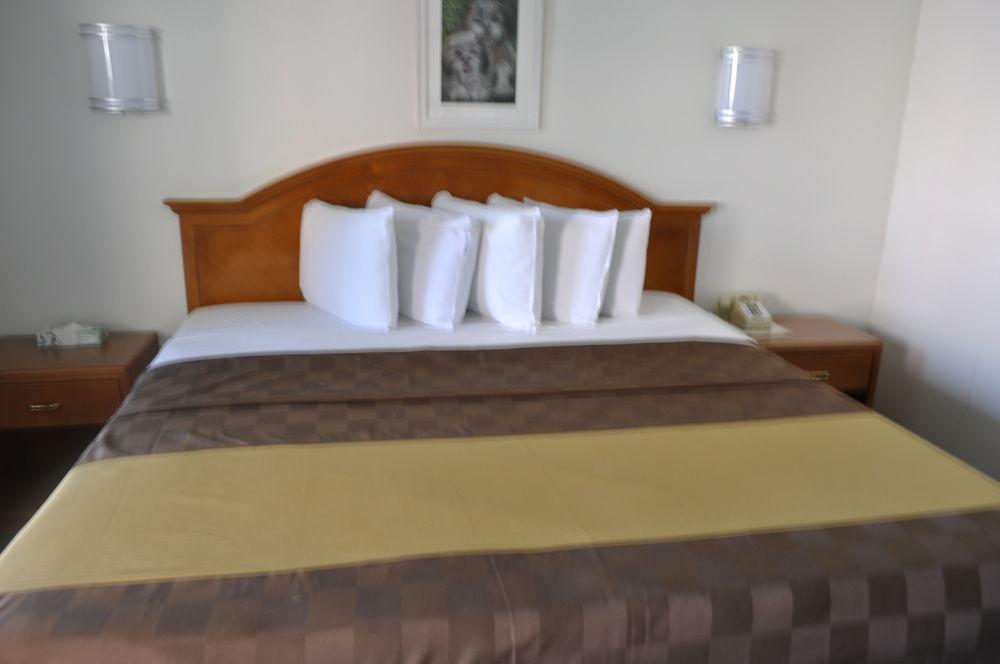 Pacific Inn Motel 벤투라 외부 사진